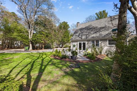 11 White Oak Trail Barnstable MA 02632