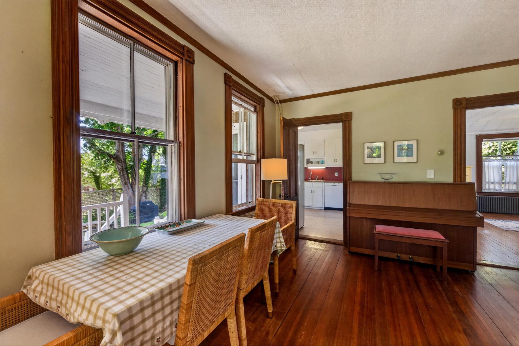 62 School Street Woods Hole MA 02543