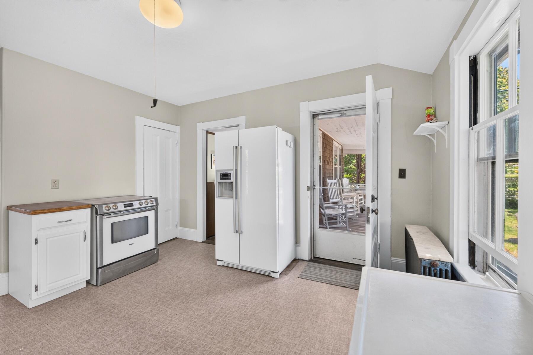 62 School Street Woods Hole MA 02543