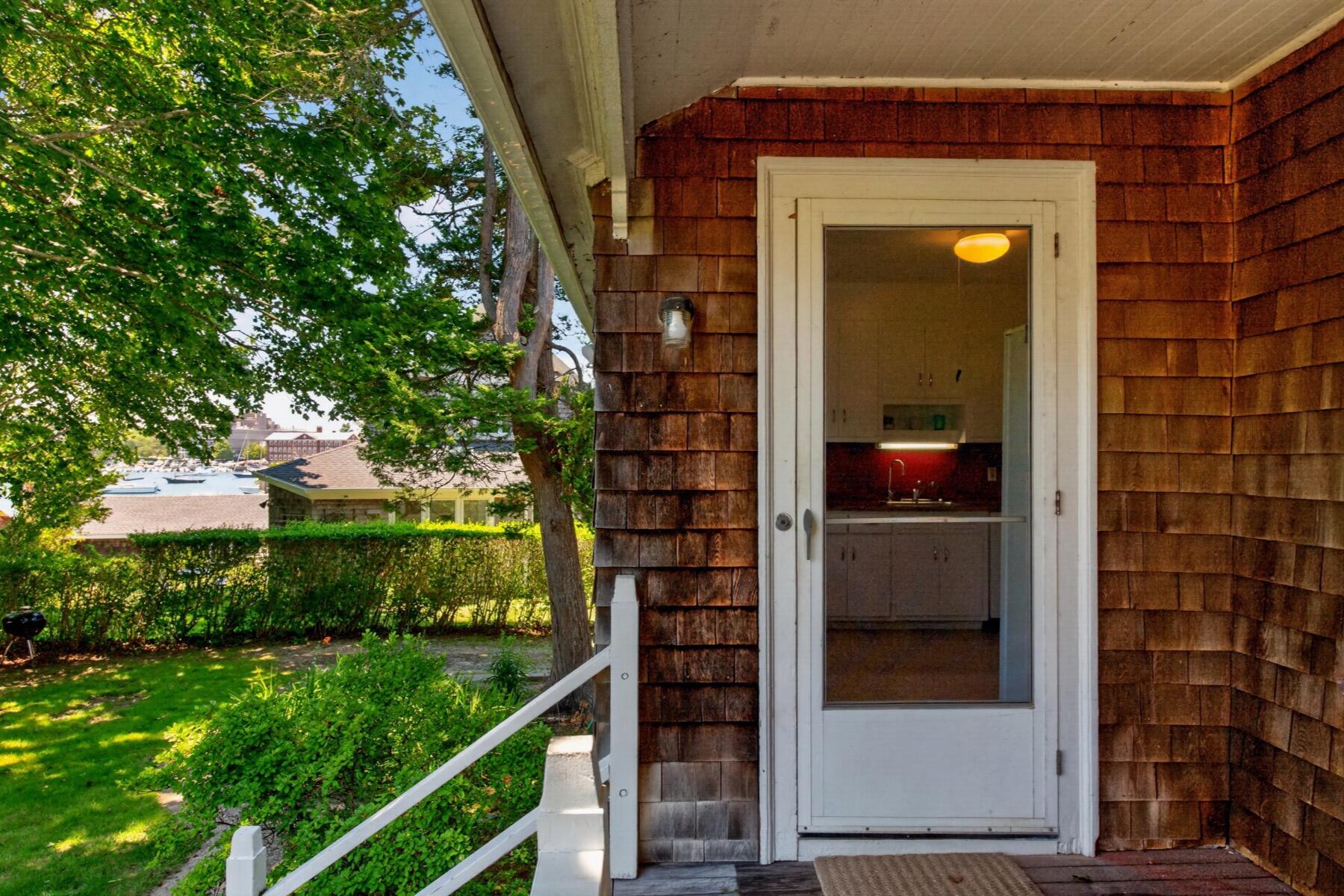 62 School Street Woods Hole MA 02543