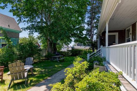 62 School Street Woods Hole MA 02543
