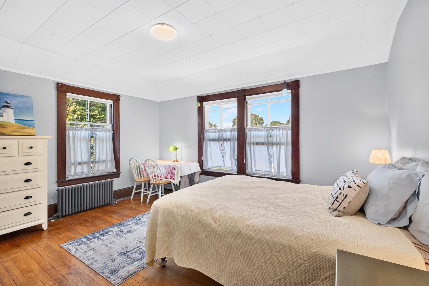 62 School Street Woods Hole MA 02543
