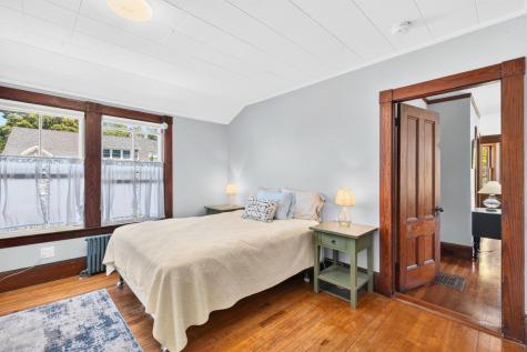 62 School Street Woods Hole MA 02543