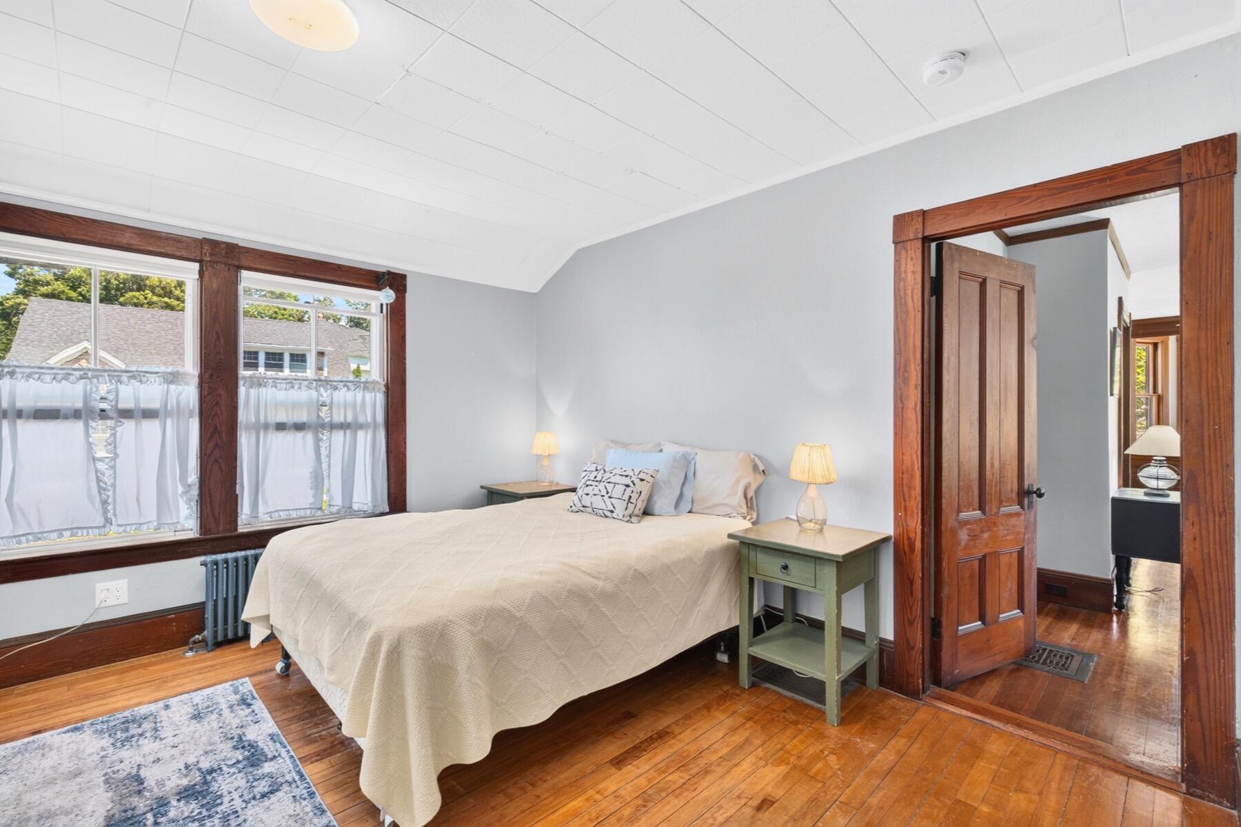 62 School Street Woods Hole MA 02543