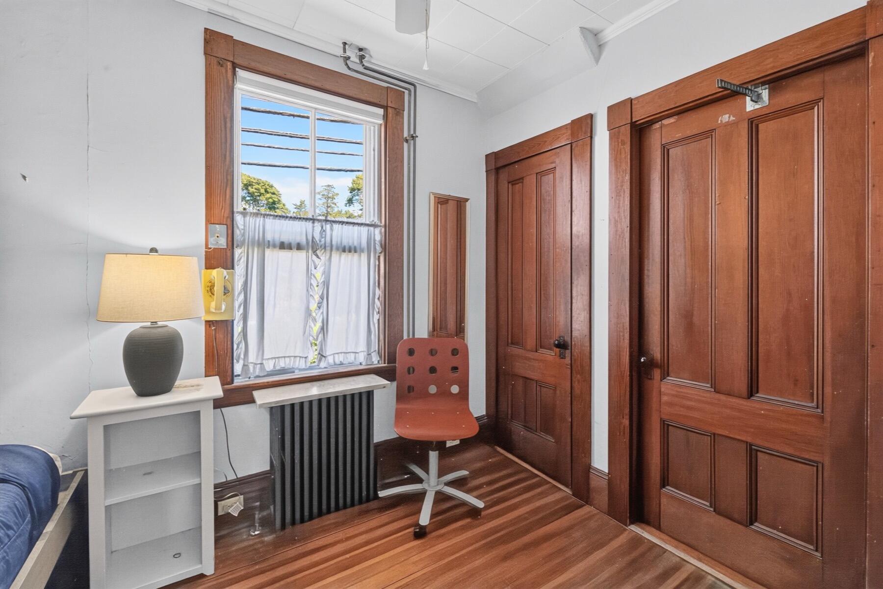 62 School Street Woods Hole MA 02543