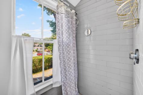62 School Street Woods Hole MA 02543