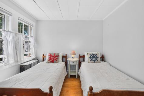 62 School Street Woods Hole MA 02543