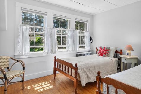 62 School Street Woods Hole MA 02543