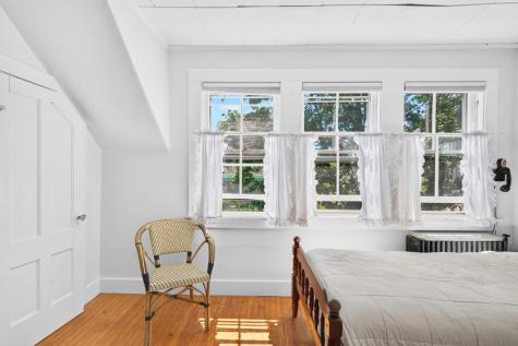 62 School Street Woods Hole MA 02543