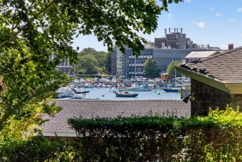 62 School Street Woods Hole MA 02543