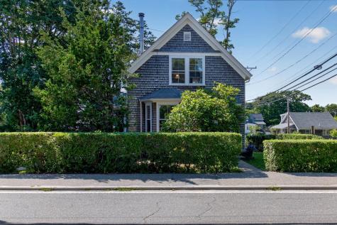 62 School Street Woods Hole MA 02543