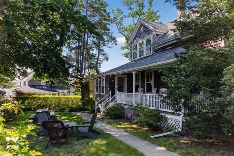 62 School Street Woods Hole MA 02543