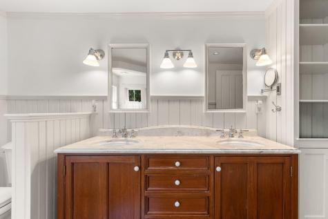 18 Old County Road Sandwich MA 02563
