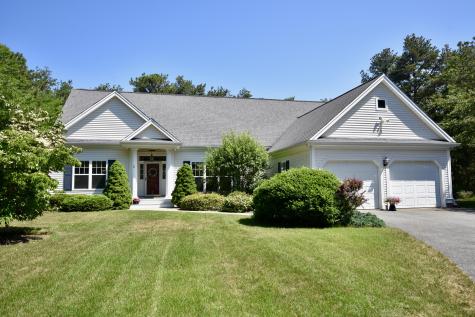 52 Bayden Path Plymouth MA 02360