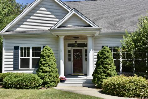 52 Bayden Path Plymouth MA 02360
