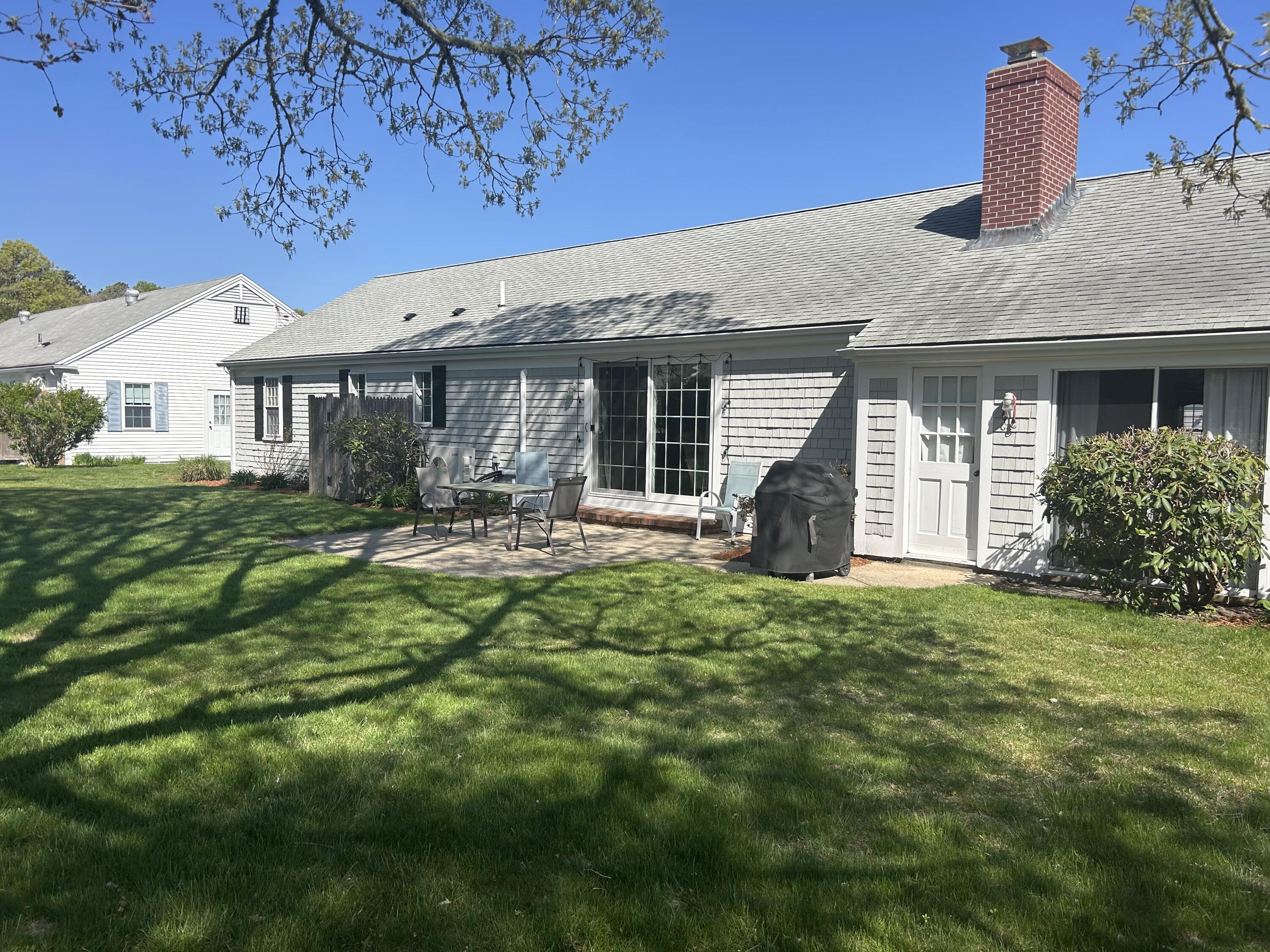 21 Brae Burn Lane Yarmouth MA 02664