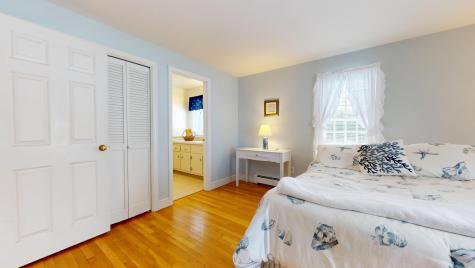 21 Brae Burn Lane Yarmouth MA 02664