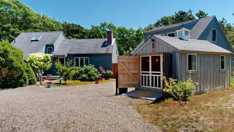 6 Hopkins Way North Truro MA 02652