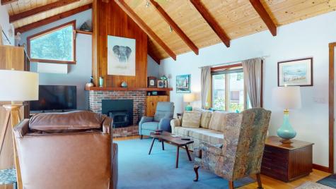 6 Hopkins Way North Truro MA 02652