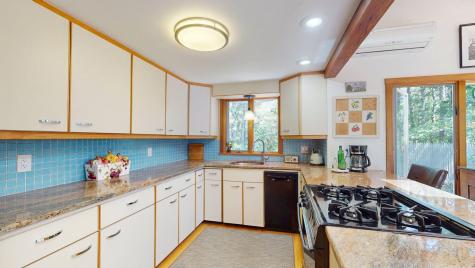 6 Hopkins Way North Truro MA 02652