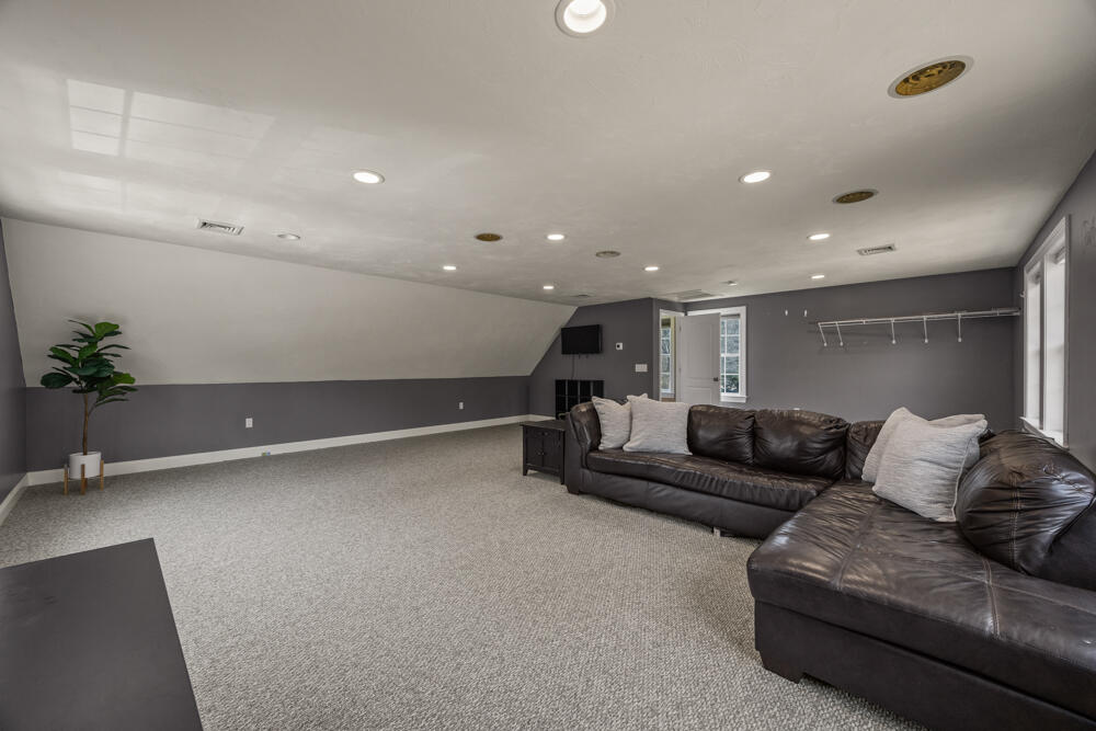 32 Rickey Lane Wareham MA 02538