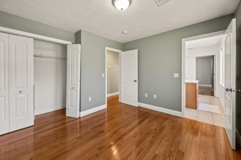 32 Rickey Lane Wareham MA 02538