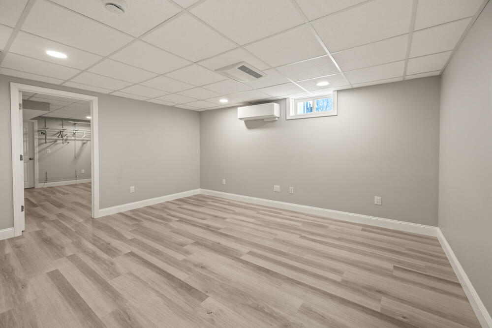 32 Rickey Lane Wareham MA 02538