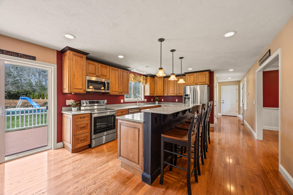 32 Rickey Lane Wareham MA 02538