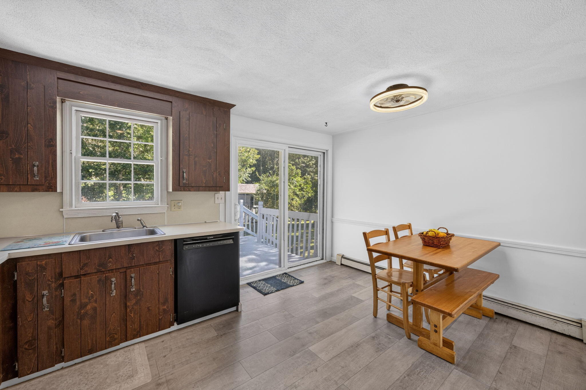 39 Kerrywood Drive Teaticket MA 02536