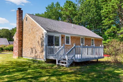 39 Kerrywood Drive Teaticket MA 02536