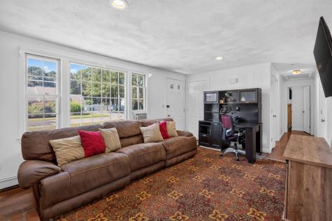 39 Kerrywood Drive Teaticket MA 02536