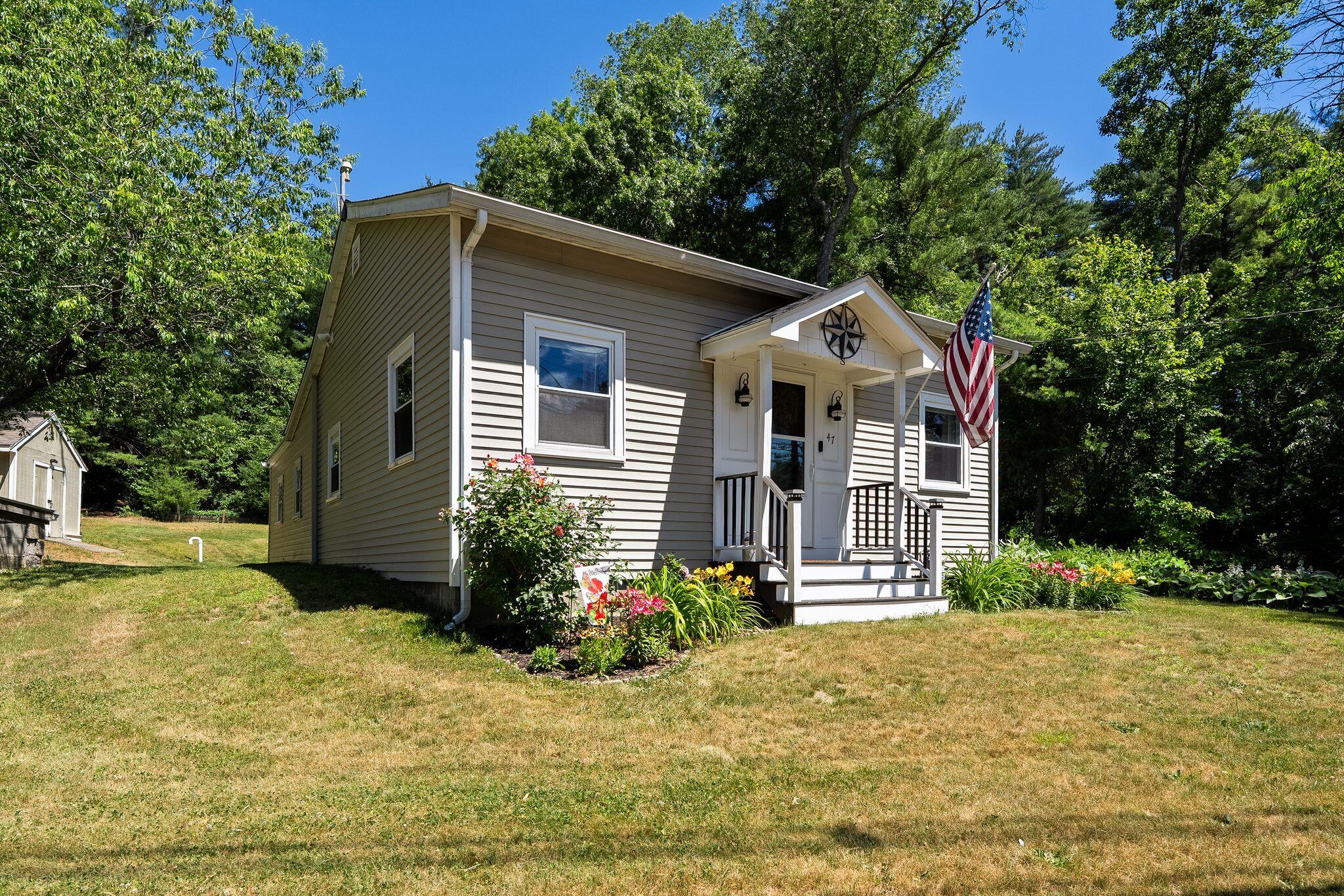 47 Anderson Avenue Middleborough MA 02346