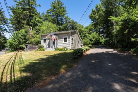 47 Anderson Avenue Middleborough MA 02346