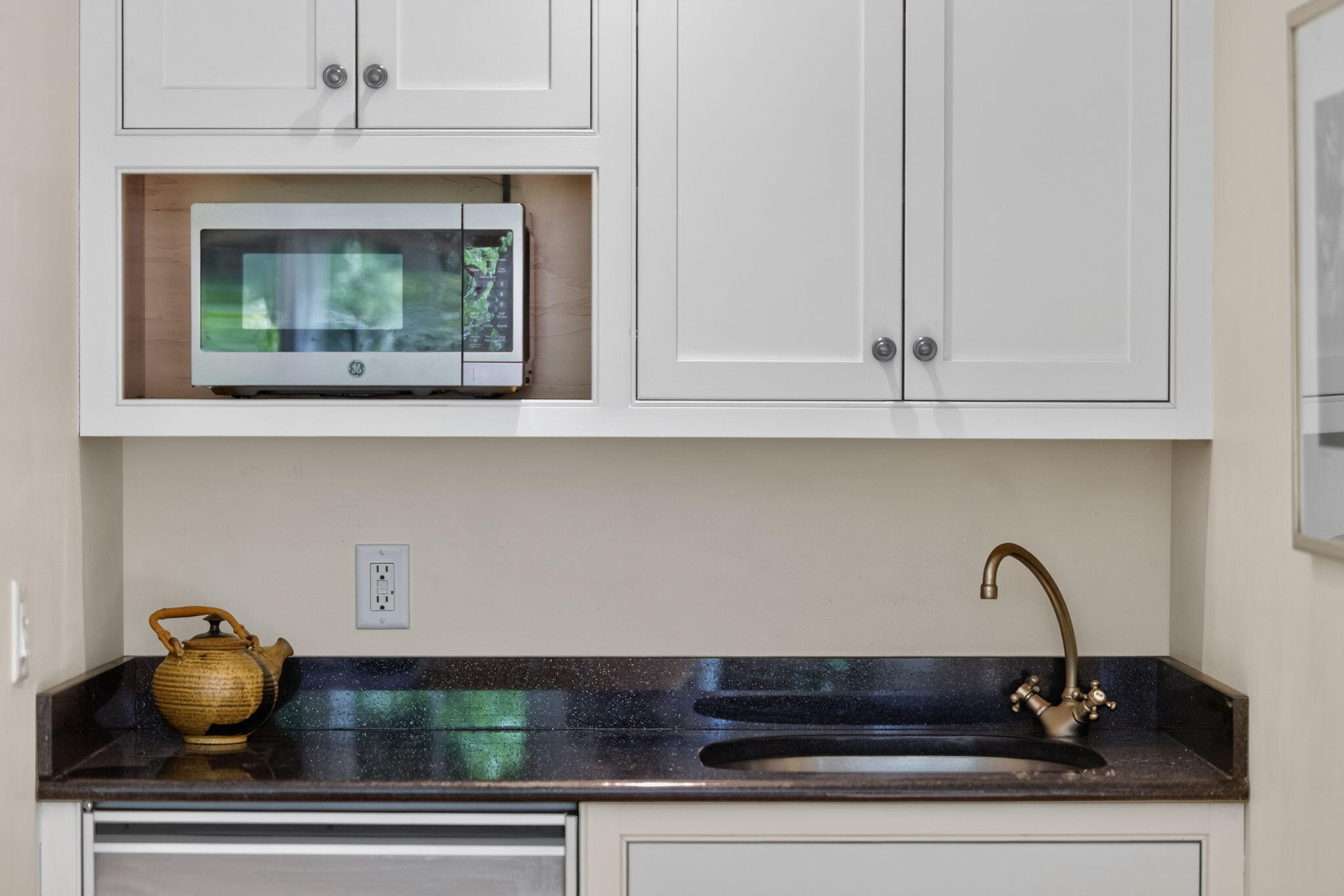 160 Main Street Wellfleet MA 02667