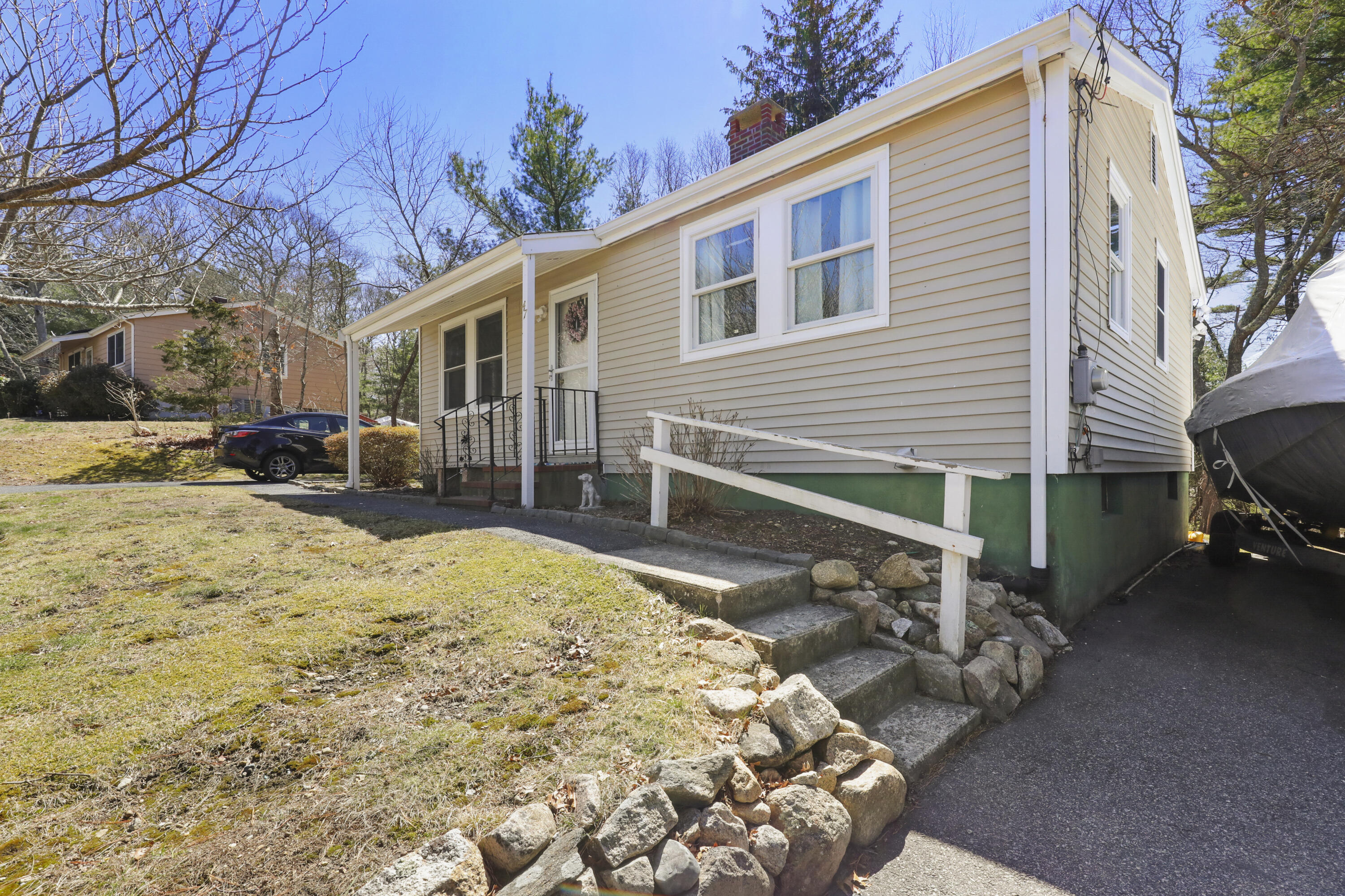 47 Cliff Road Bourne MA 02553
