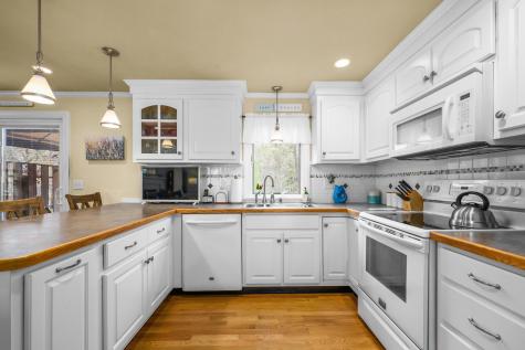 5 Kaycees Way Yarmouth MA 02673