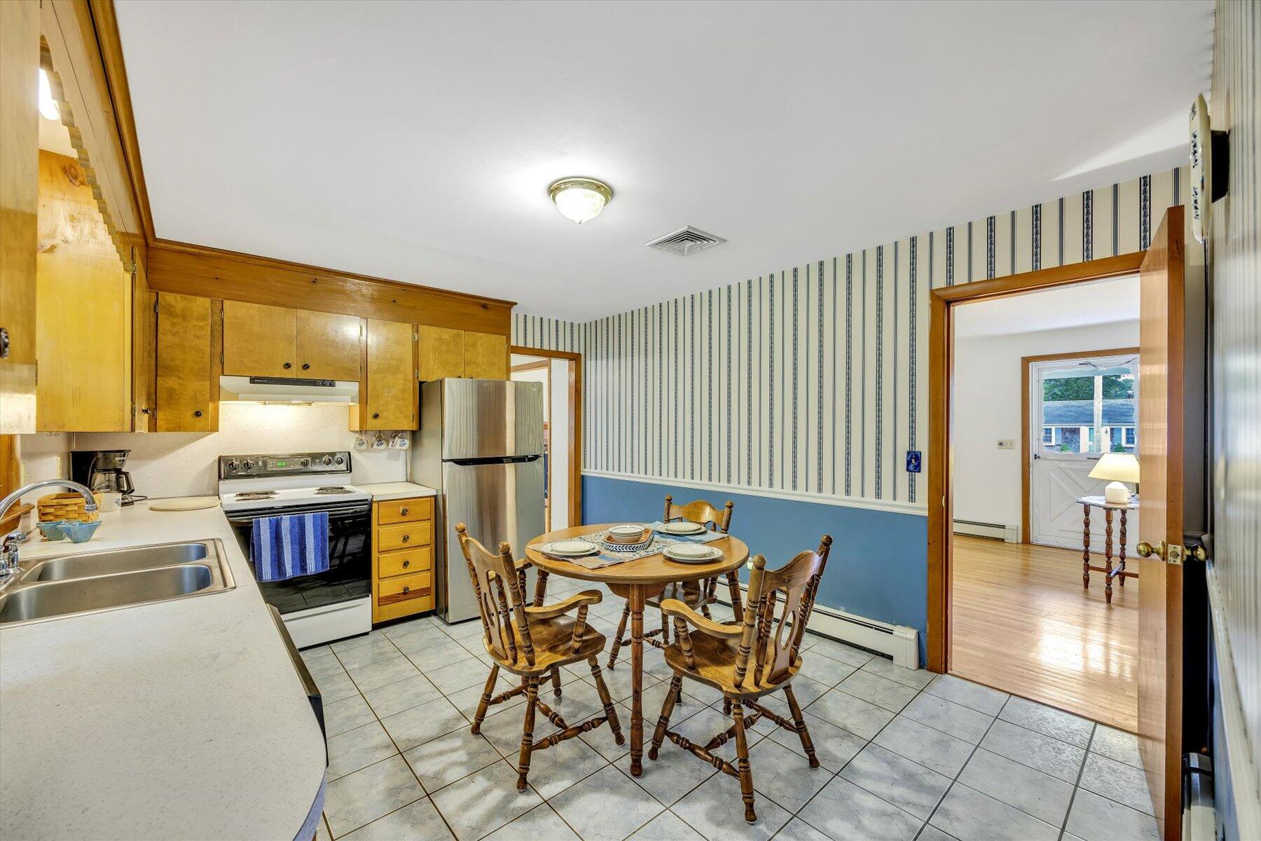 148 Belmont Road Harwich MA 02671