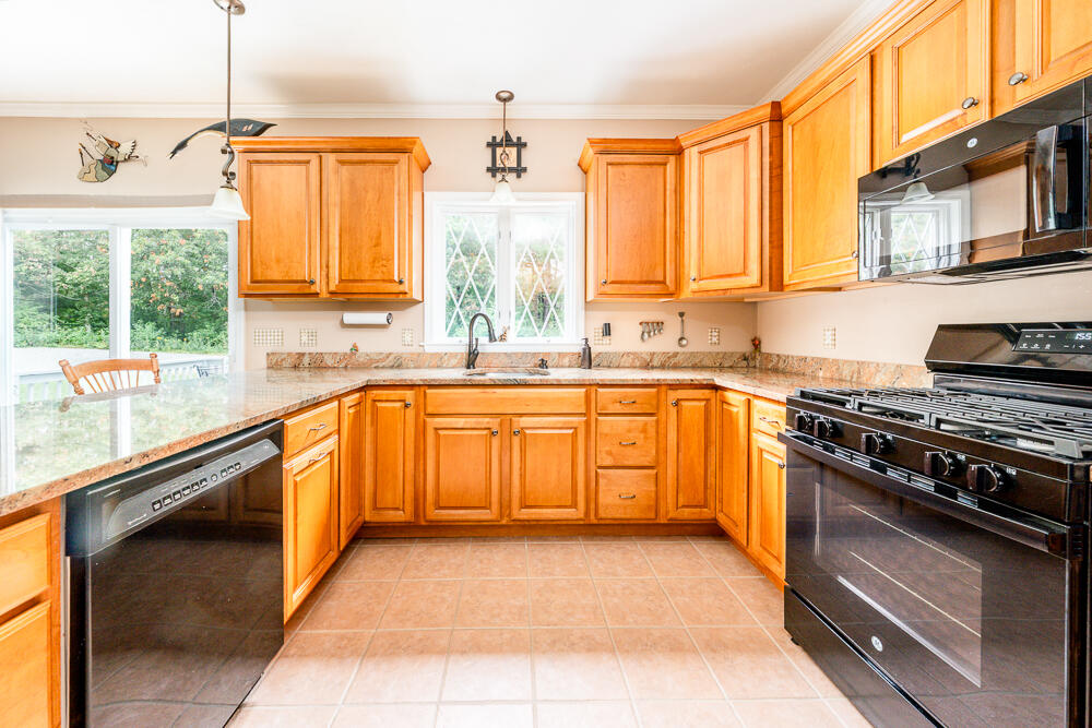 7 Mizzen Lane Bourne MA 02532