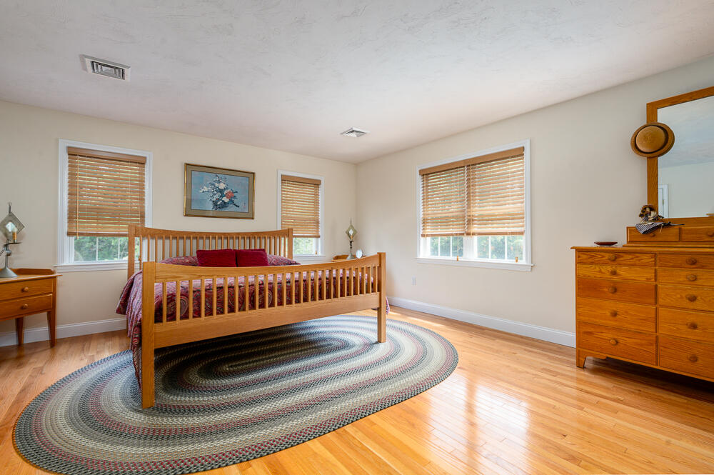 7 Mizzen Lane Bourne MA 02532