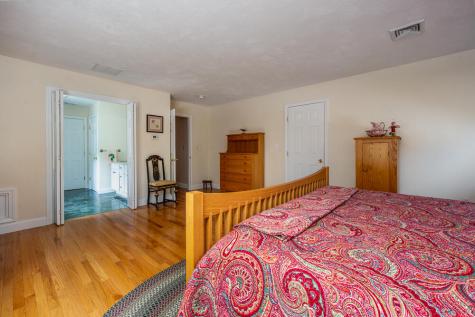 7 Mizzen Lane Bourne MA 02532