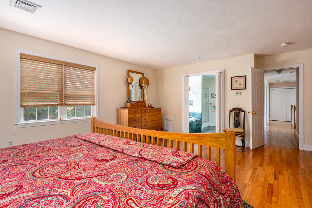 7 Mizzen Lane Bourne MA 02532