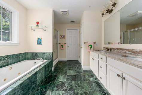 7 Mizzen Lane Bourne MA 02532