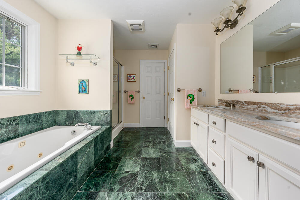 7 Mizzen Lane Bourne MA 02532