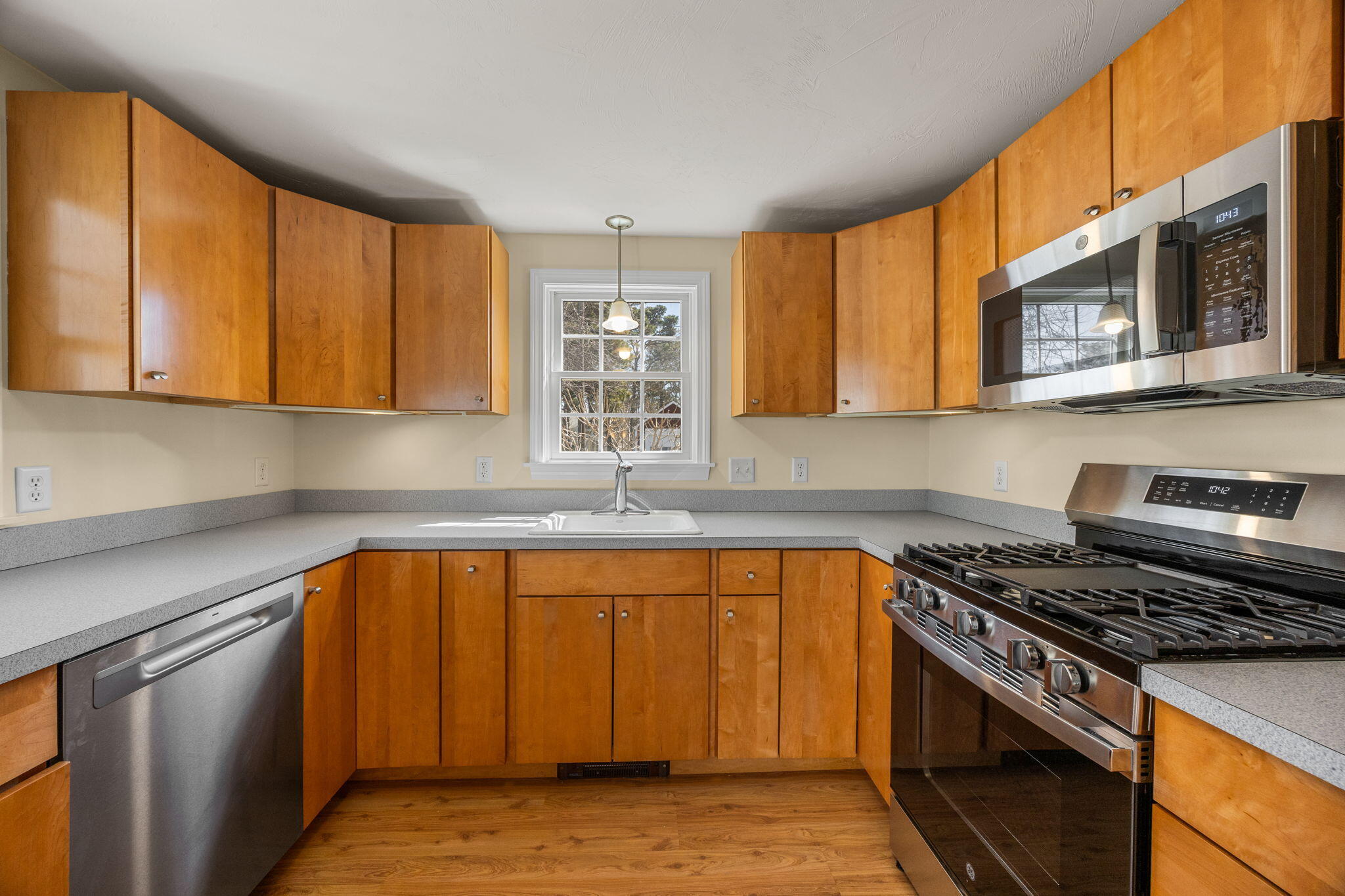 22 Mandeville Road Harwich MA 02671