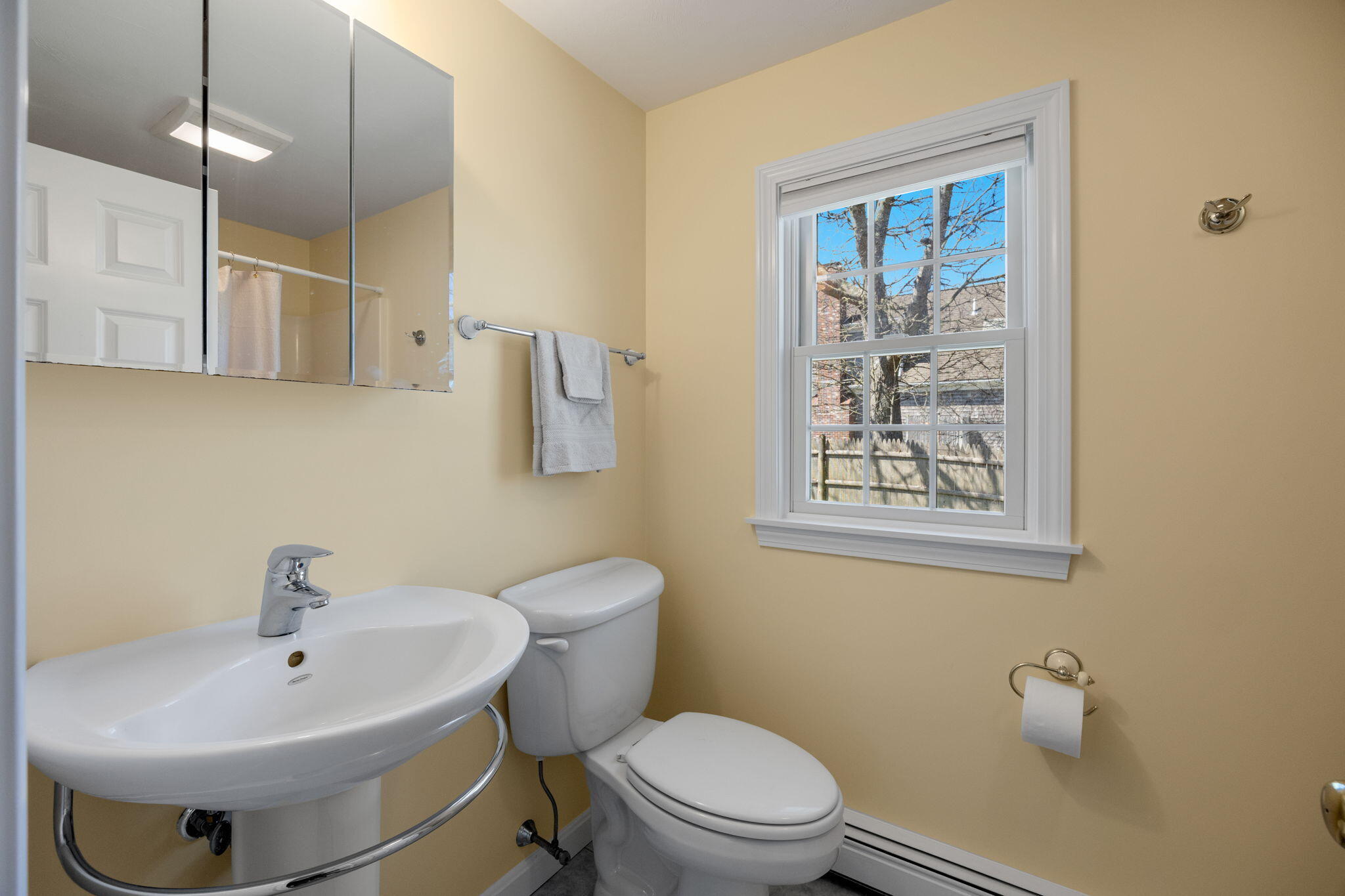 22 Mandeville Road Harwich MA 02671