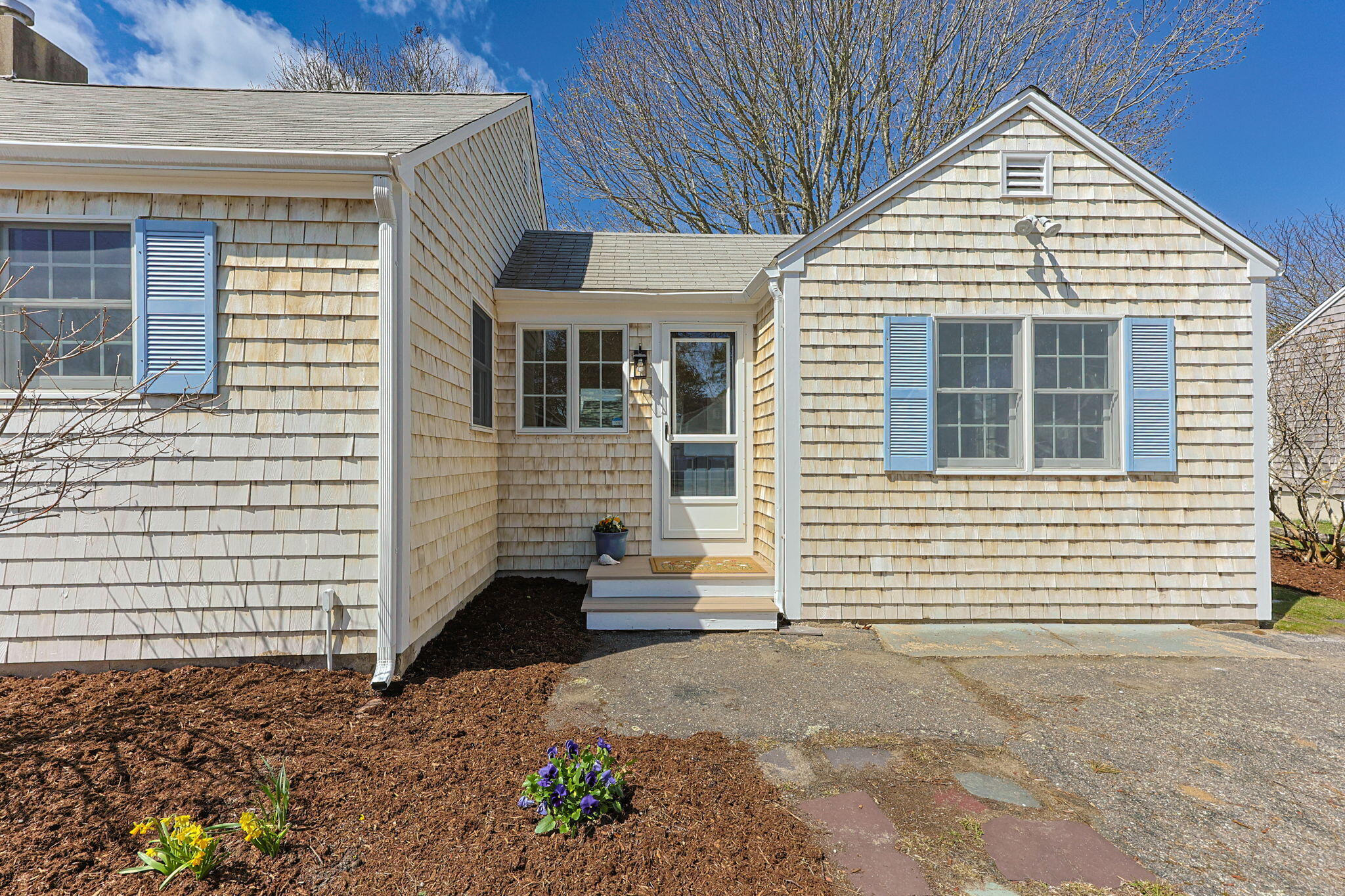 22 Mandeville Road Harwich MA 02671