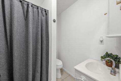 17 Kensington Drive Sandwich MA 02563