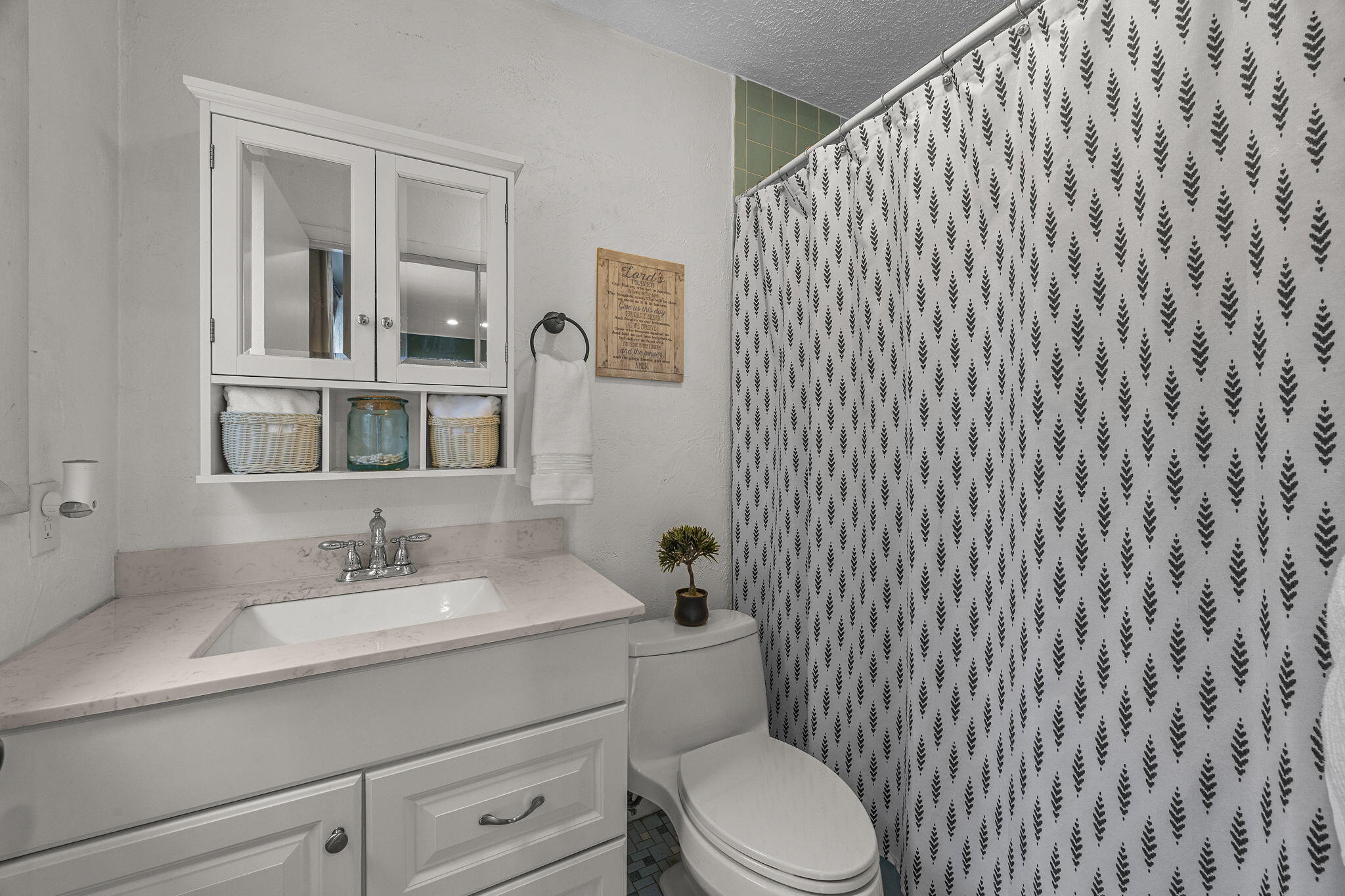 17 Kensington Drive Sandwich MA 02563