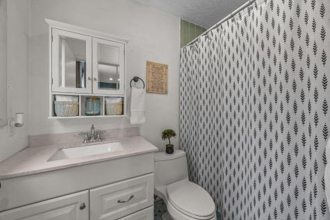 17 Kensington Drive Sandwich MA 02563