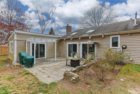 17 Kensington Drive Sandwich MA 02563